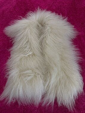 MICHAEL Michael Kors Cream Faux Fur Knit Vest